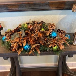 gorgeous christmas arrangement